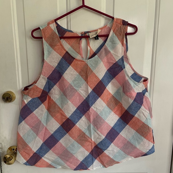 Universal threads top - Picture 9 of 10